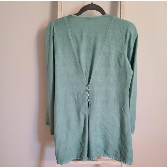 Soft Surroundings womens Medium embroidered mixed media long sleeve tunic top - Picture 5 of 5